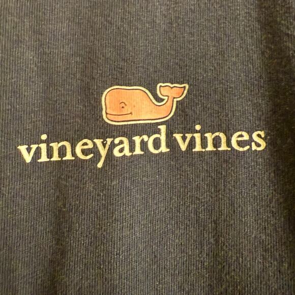 Vineyard Vines Navy Blue Classic Graphic Tee with Pink Whale Size Large - Picture 3 of 7